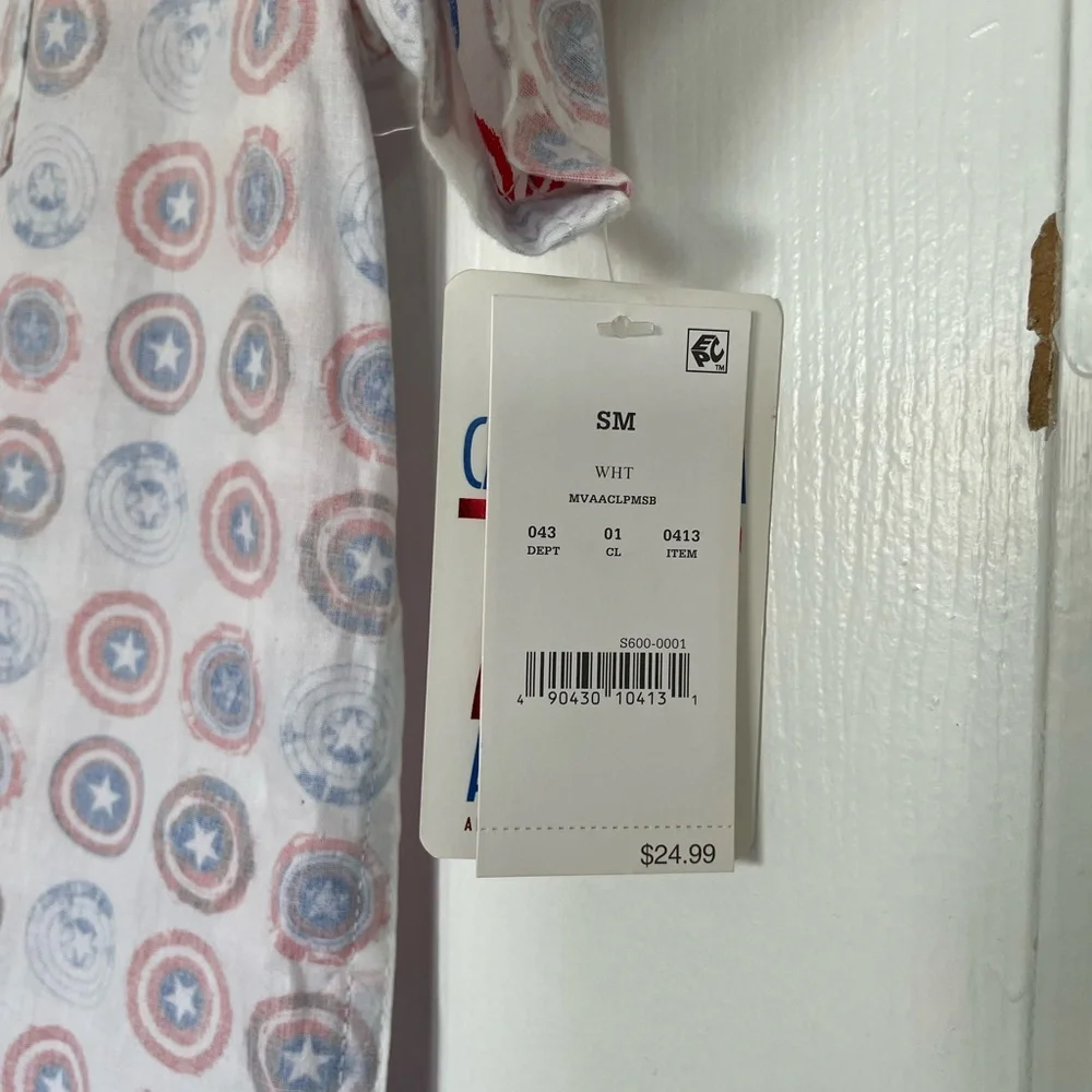 NEW Captain America Button Down Shirt - Picture 4 of 8